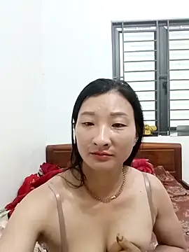 wees-lind online show from November 10, 12:42 am