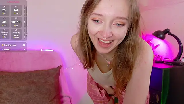 TinyMuse  online show from December 15, 3:49 pm