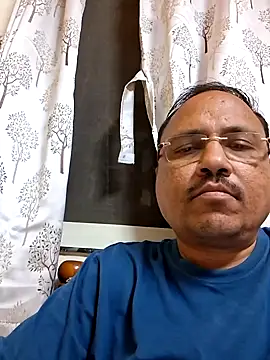 Snapshot of suraj696 chatting on November 13, 6:07 pm suraj696 online show from November 13, 6:07 pm