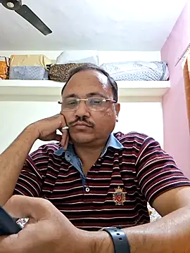 Snapshot of suraj696 chatting on November 17, 4:24 pm suraj696 online show from November 17, 4:24 pm