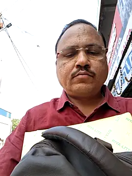 Snapshot of suraj696 chatting on November 24, 5:18 am suraj696 online show from November 24, 5:18 am