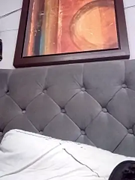 KARNEs24666 online show from February 16, 9:05 am