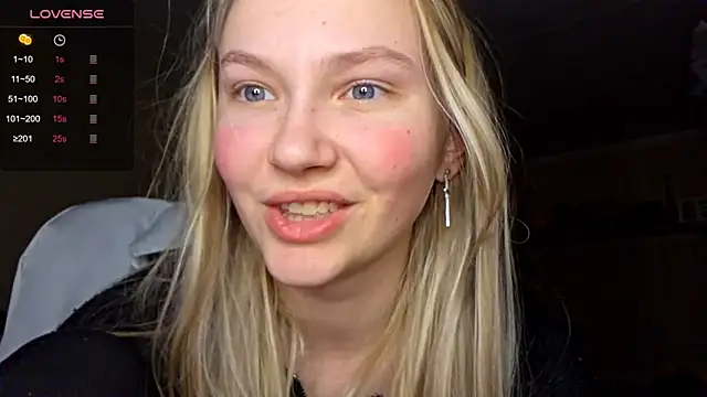 Snapshot of KarinRobertson chatting on February 16, 5:09 pm KarinRobertson online show from February 16, 5:09 pm