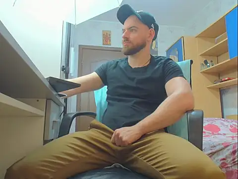 Ryanstone  online show from January 10, 5:42 am