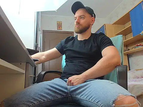 Ryanstone  online show from February 13, 5:14 am