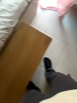 Snapshot of SkyzerD chatting on November 10, 7:40 am SkyzerD online show from November 10, 7:40 am