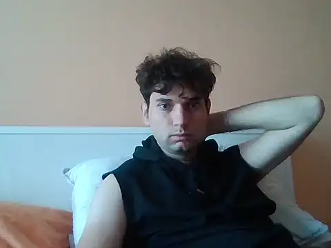 Snapshot of ultimatesattelite chatting on November 13, 12:59 pm ultimatesattelite online show from November 13, 12:59 pm