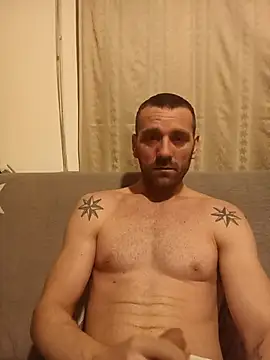 Baiat Finut1 online show from February 24, 12:30 am