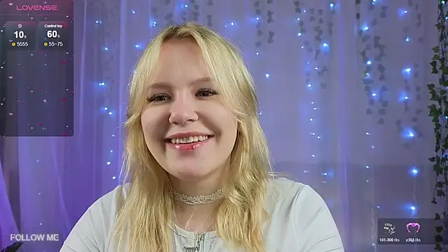 Mila wxw online show from November 8, 1:22 pm