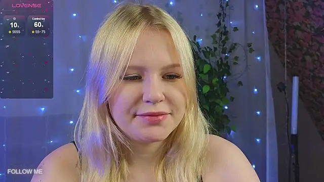 Mila wxw online show from November 14, 1:43 pm