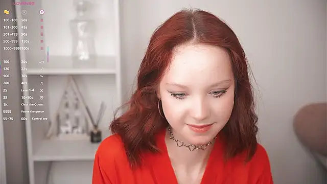 Snapshot of MaisieStarlight chatting on February 14, 4:37 pm MaisieStarlight online show from February 14, 4:37 pm