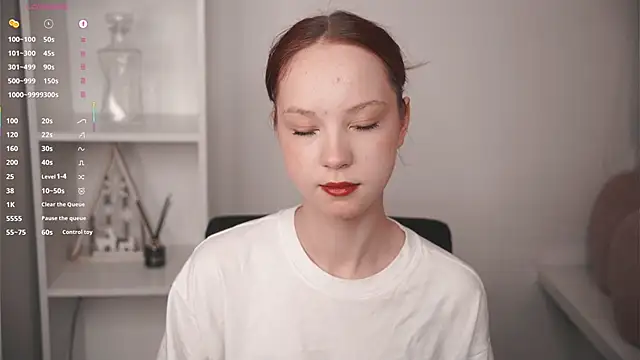 Snapshot of MaisieStarlight chatting on February 26, 6:40 pm MaisieStarlight online show from February 26, 6:40 pm