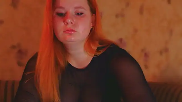 Snapshot of katie_prtnice chatting on November 3, 1:19 am katie prtnice online show from November 3, 1:19 am