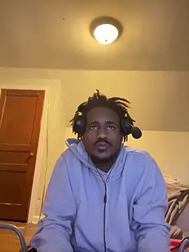 Snapshot of youngbull_dada chatting on March 4, 10:49 pm youngbull dada online show from March 4, 10:49 pm