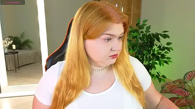 Snapshot of AriettaHeart chatting on July 8, 4:11 pm AriettaHeart online show from July 8, 4:11 pm