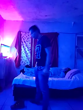 Snapshot of PitoDuroWuero chatting on December 19, 12:45 pm PitoDuroWuero online show from December 19, 12:45 pm