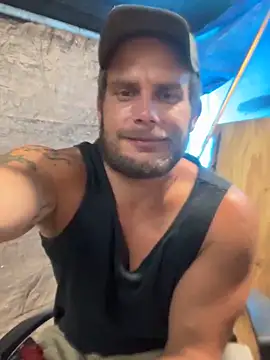 bkuterbach2015 online show from April 17, 6:44 pm