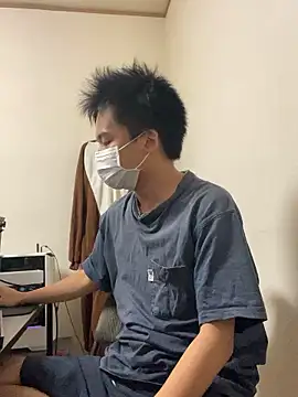 Snapshot of RYUTA_9911 chatting on November 4, 6:56 am RYUTA 9911 online show from November 4, 6:56 am