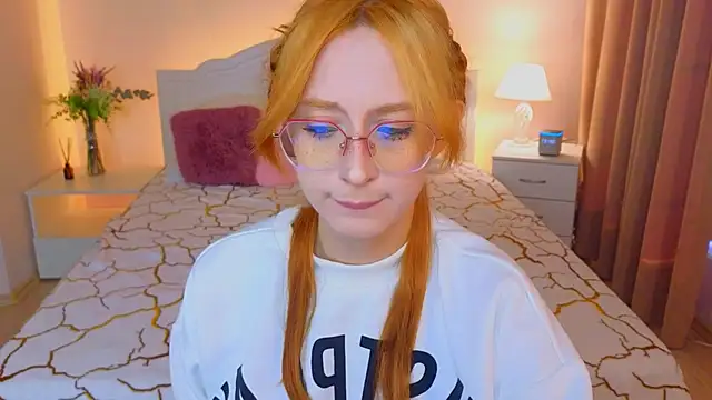 WICKEDEMBER online show from March 3, 2:07 am