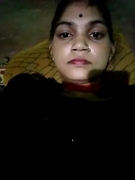 Snapshot of Jooli_cuty chatting on May 1, 5:28 pm Jooli cuty online show from May 1, 5:28 pm