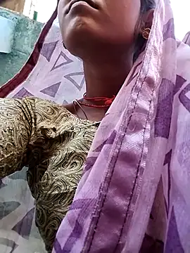 Snapshot of Jooli_cuty chatting on June 2, 4:53 pm Jooli cuty online show from June 2, 4:53 pm