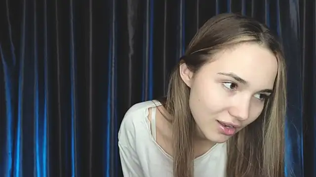 LeenaPuita online show from January 5, 5:27 pm