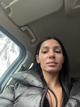 VickyM99 online show from November 18, 1:26 pm