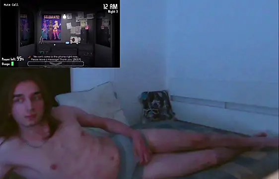 Snapshot of TFThotboy chatting on November 13, 11:14 pm TFThotboy online show from November 13, 11:14 pm