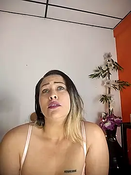 wandalive online show from November 27, 5:53 am