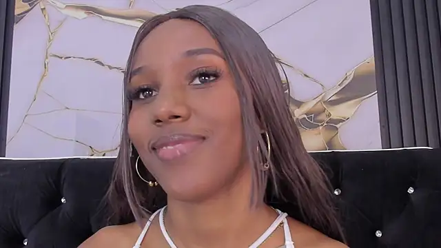 Mia Devereaux167 online show from March 18, 6:44 pm