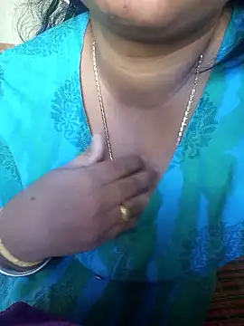 Snapshot of Mathi_cam chatting on December 15, 5:34 am Mathi cam online show from December 15, 5:34 am