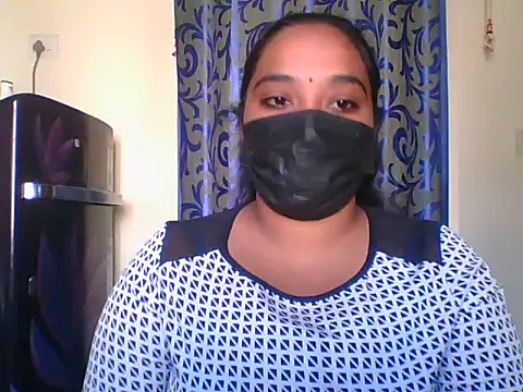 Snapshot of Mathi_cam chatting on February 5, 4:39 am Mathi cam online show from February 5, 4:39 am