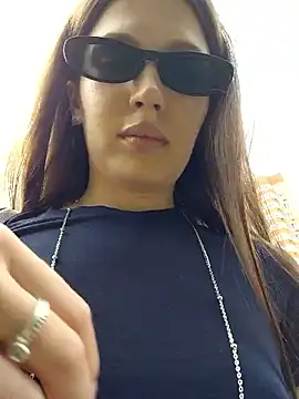 MelissaPinkiss online show from May 24, 1:49 pm