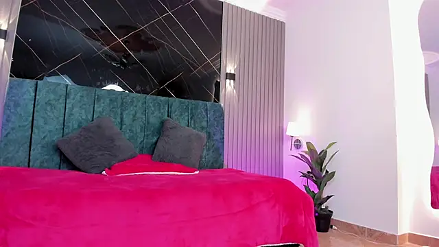 Bella Riverss online show from February 26, 7:02 pm