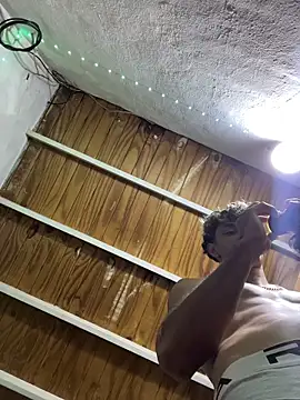 Snapshot of meliodas_23cm chatting on February 5, 3:33 am meliodas 23cm online show from February 5, 3:33 am