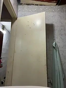 Snapshot of meliodas_23cm chatting on February 24, 2:42 am meliodas 23cm online show from February 24, 2:42 am