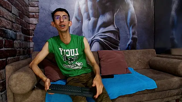 ZyroNight online show from November 6, 7:48 pm