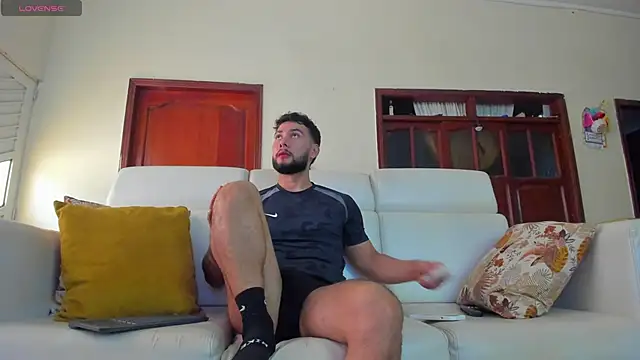 noah corvelle online show from March 31, 8:42 pm