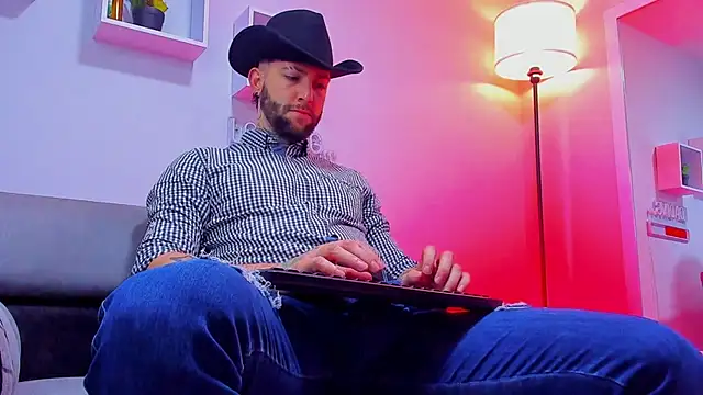 Supreme Alpha online show from November 18, 3:34 am