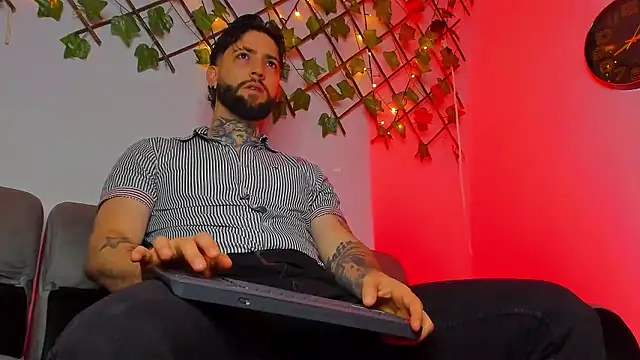 Supreme Alpha online show from January 9, 3:42 am