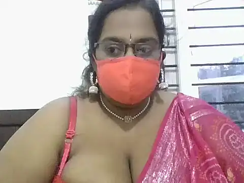 hootypriya online show from February 12, 12:55 pm
