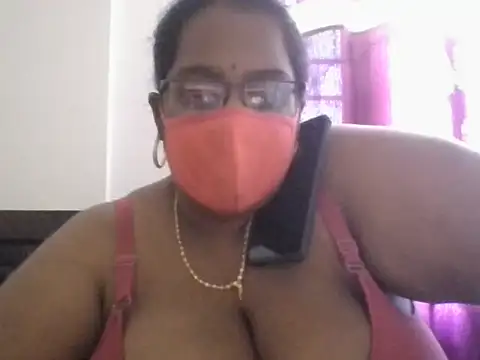 hootypriya online show from April 8, 6:35 am