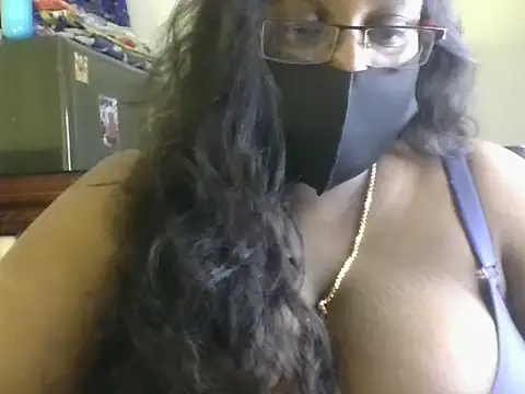 hootypriya online show from July 21, 3:25 pm