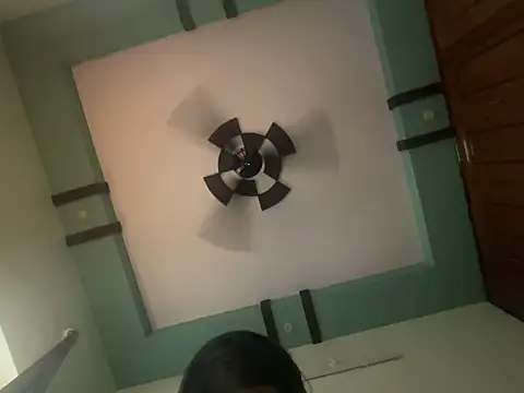 Snapshot of Gayathri666 chatting on November 5, 9:53 am Gayathri666 online show from November 5, 9:53 am