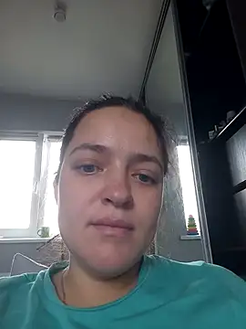 Snapshot of LinaGlow_ chatting on November 12, 7:53 am LinaGlow online show from November 12, 7:53 am