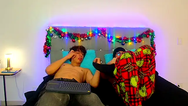 chris evans27 online show from December 23, 12:52 am