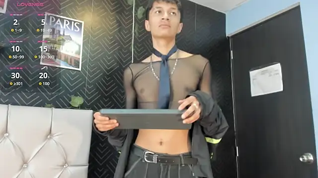 Snapshot of Elian_Julian chatting on January 15, 7:50 pm Elian Julian online show from January 15, 7:50 pm