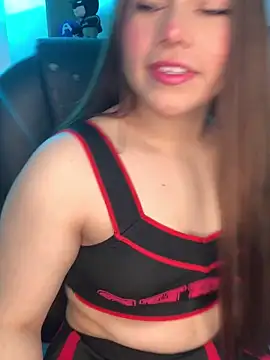 violettabond online show from July 1, 1:02 pm
