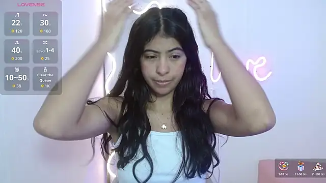 Sandyy tay online show from December 3, 11:19 am