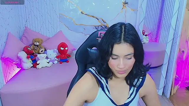 PEACHY TAY online show from May 22, 11:27 am